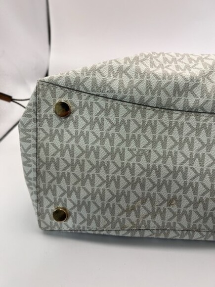 Womens Michael Kors Pebble Leather Shoulder Handbag - Picture 4 of 10